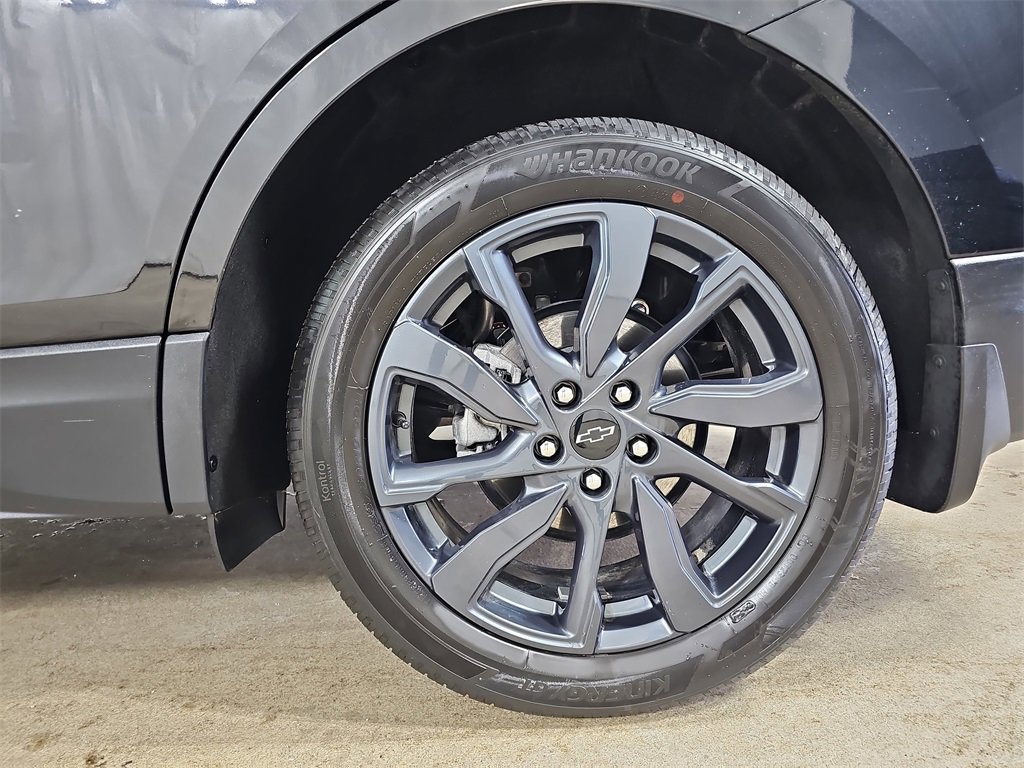 Certified 2023 Chevrolet Equinox RS w/ LPO, Floor Liner Package image 39