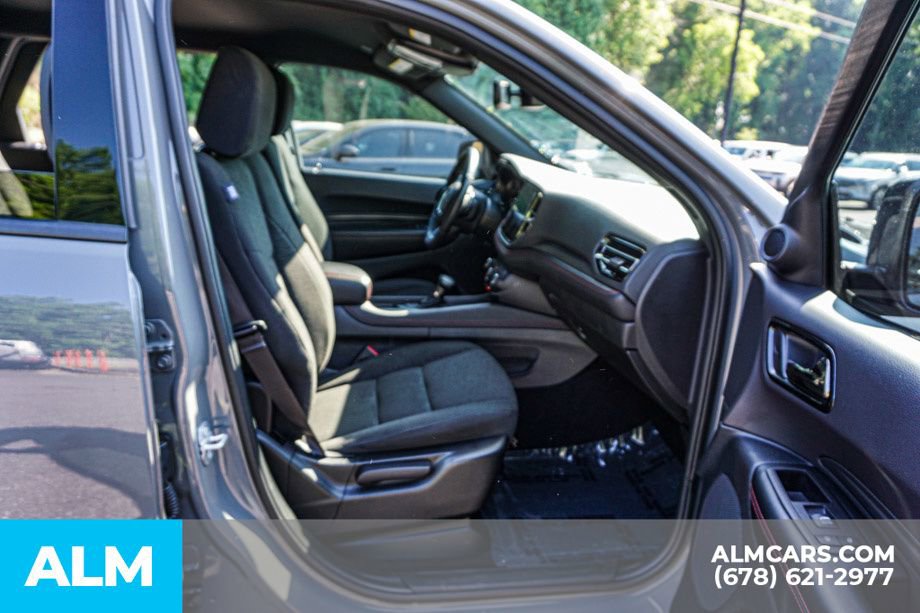 Used 2025 Dodge Durango GT RWD image 27