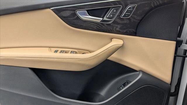 Used 2023 Audi Q8 Premium Plus w/ Premium Plus Package image 12