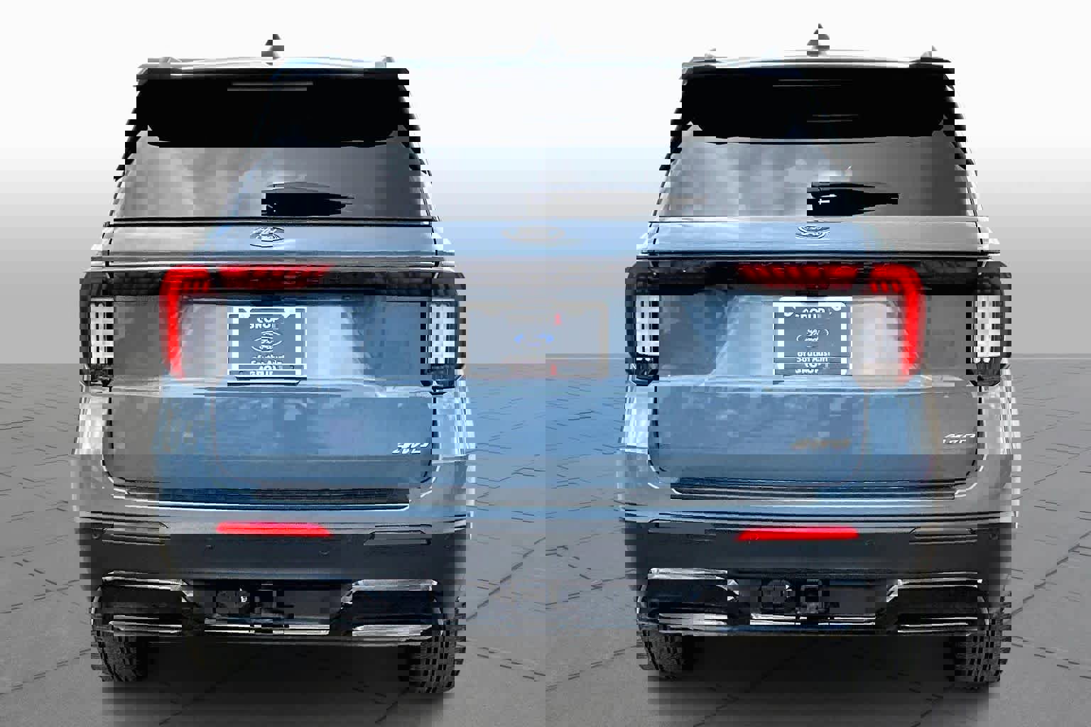 Certified 2025 Ford Explorer ST-Line w/ Premium Package image 5