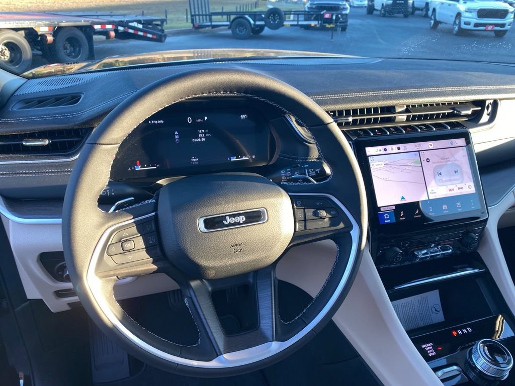 New 2025 Jeep Grand Cherokee L Limited image 15