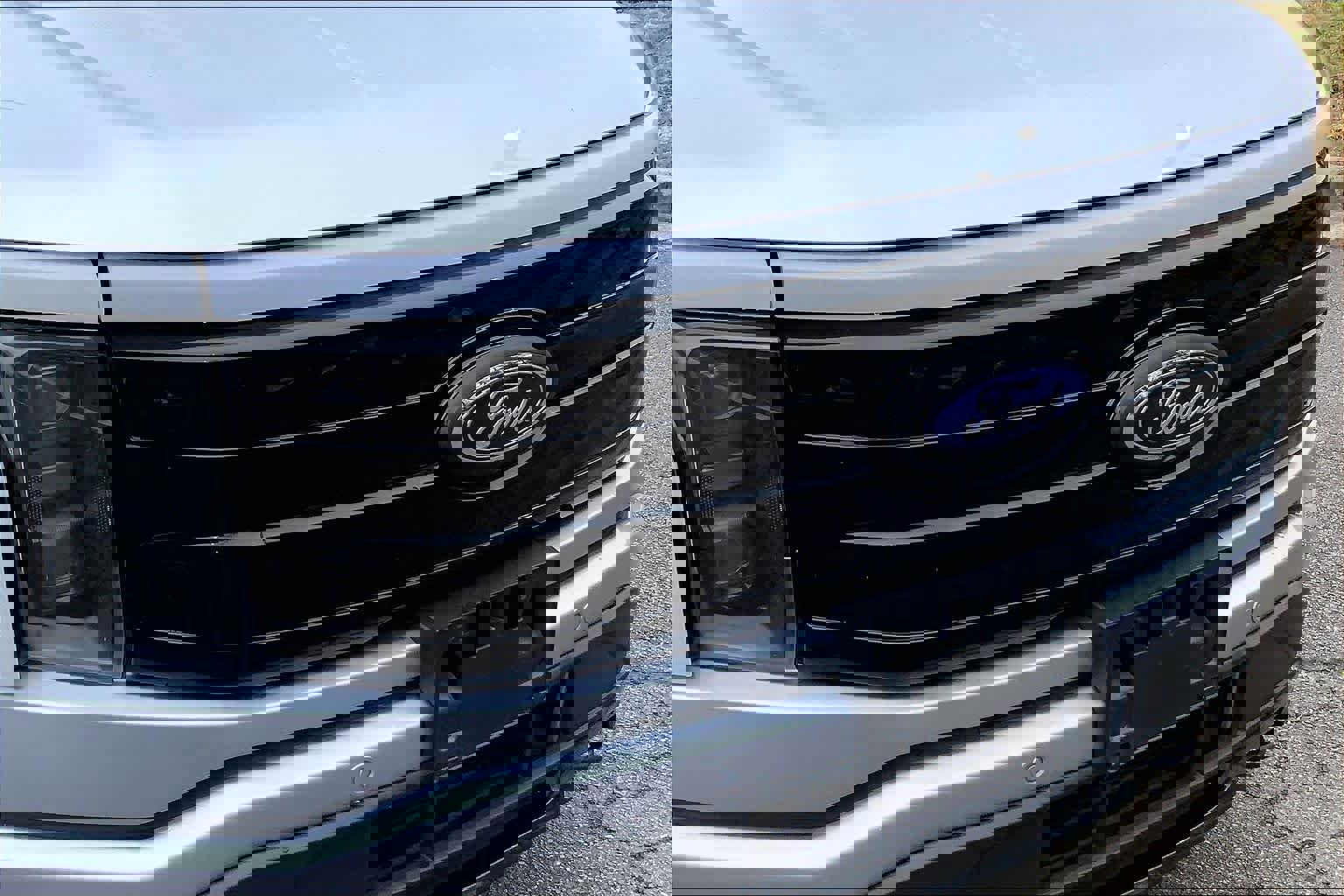 Used 2022 Ford F150 Lightning Platinum image 29