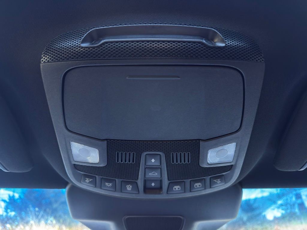 Used 2020 Lincoln Nautilus Reserve w/ Monochromatic Package image 15