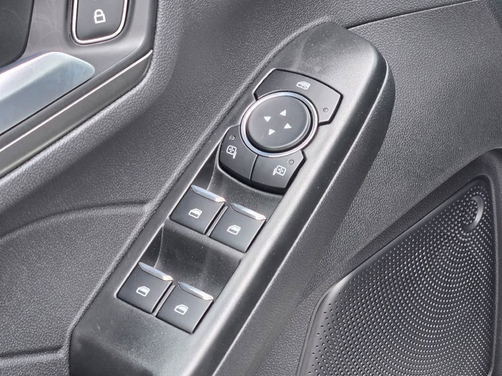 Used 2024 Ford Escape SE image 21