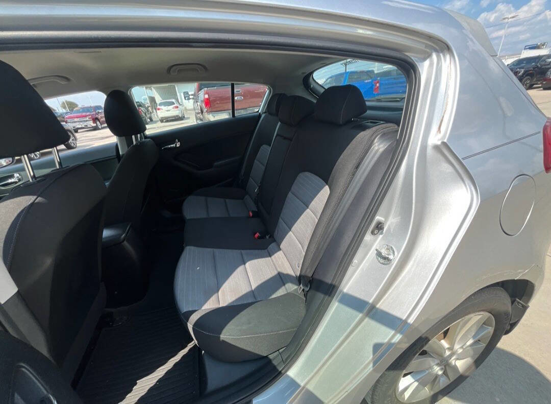 Used 2014 Kia Forte EX image 12
