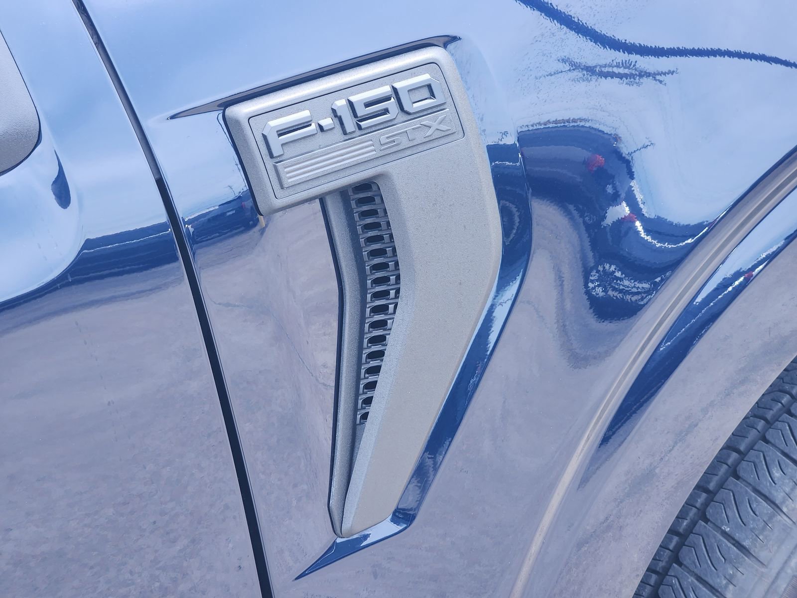 Used 2023 Ford F150 XL w/ STX Appearance Package image 13