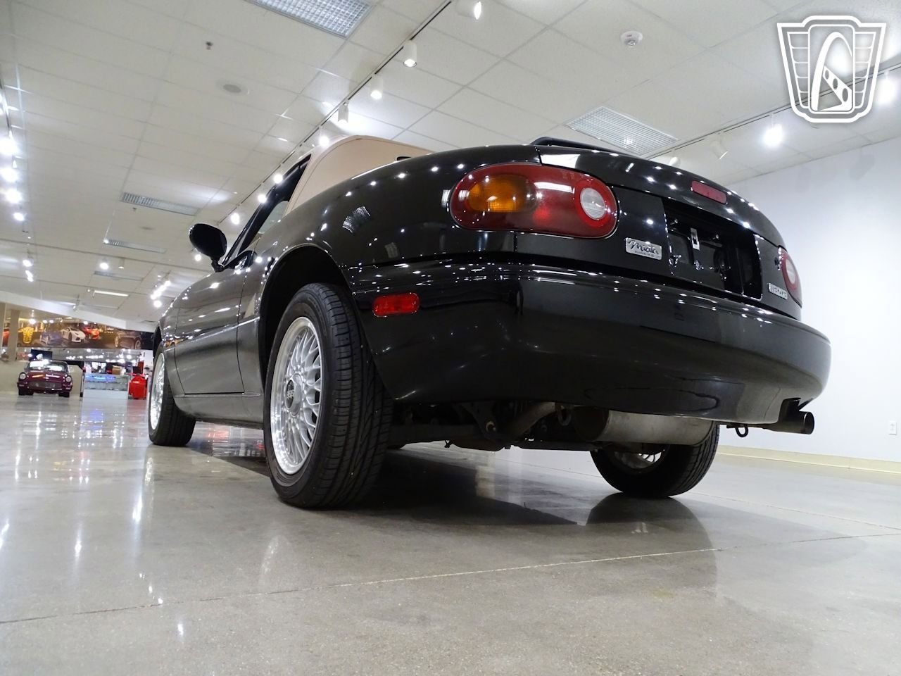 Used 1992 MAZDA MX-5 Miata image 11
