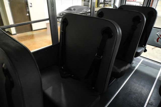 Used 2007 Chevrolet Express 3500 w/ School Bus Package RWD image 31