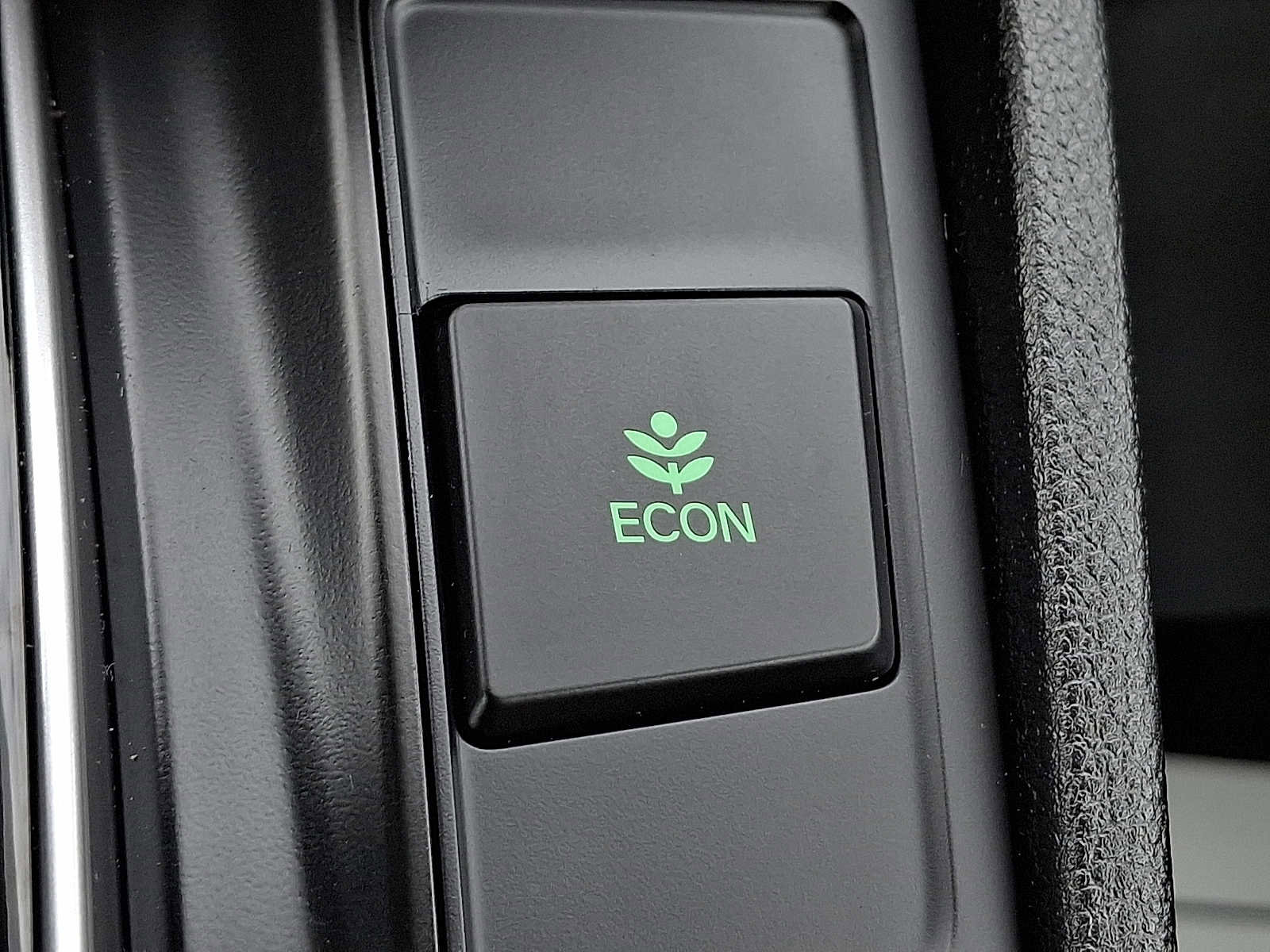 Used 2018 Honda CR-V EX-L image 18