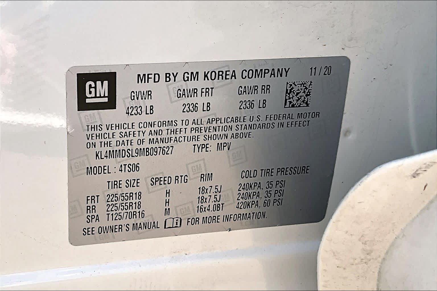 Used 2021 Buick Encore GX Select w/ Sport Touring Package FWD image 34
