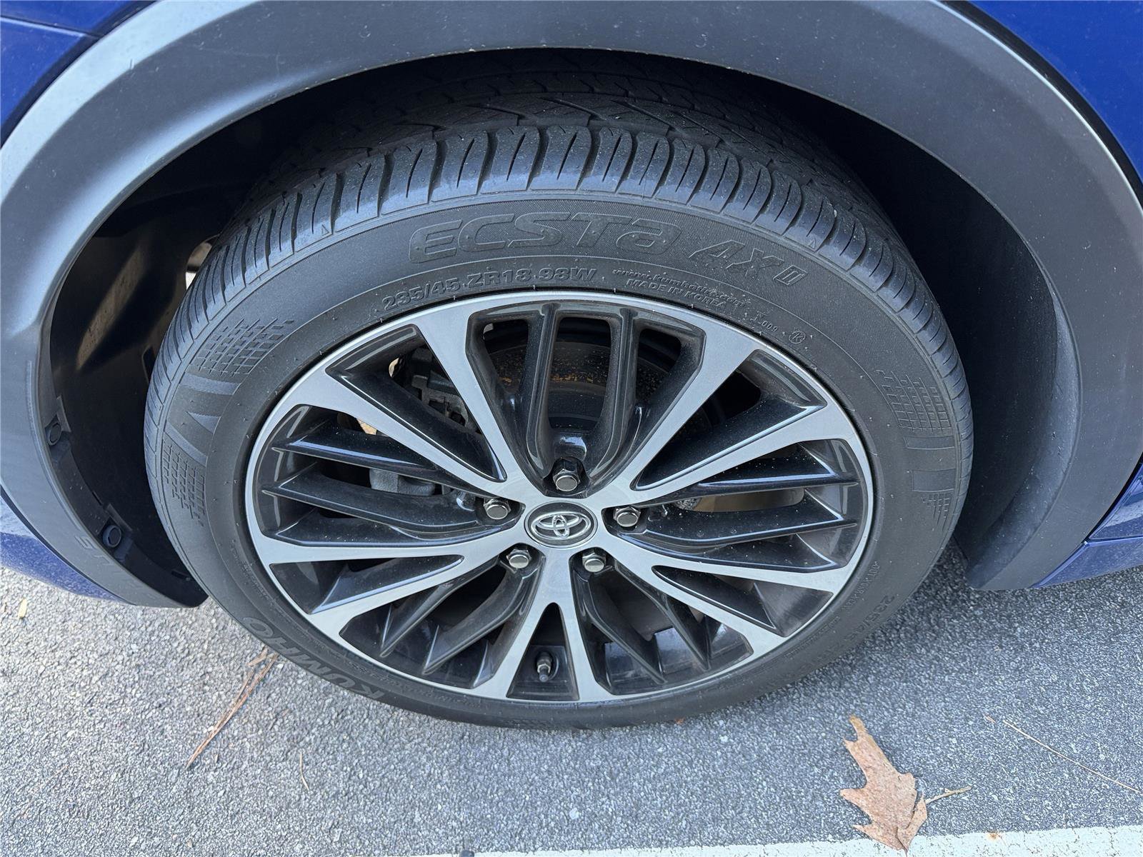 Used 2023 Toyota Prius LE image 14
