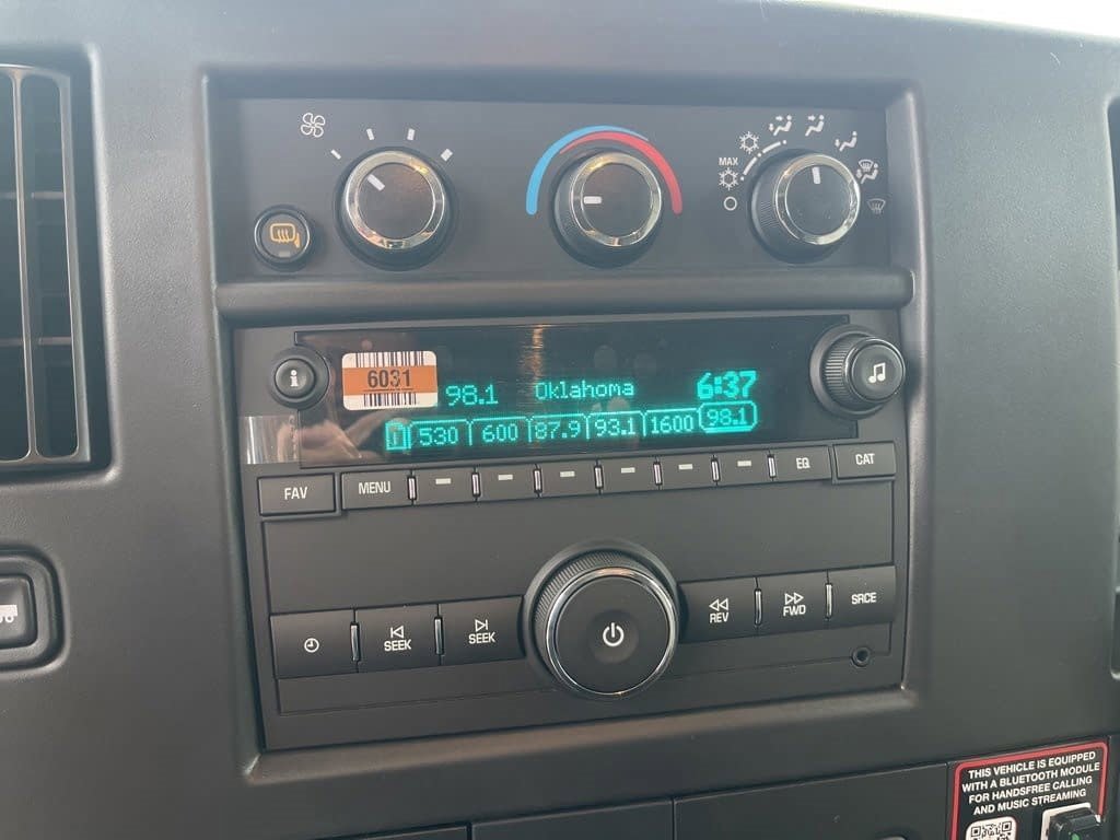 New 2025 GMC Savana 3500 Extended w/ Driver Convenience Package image 22