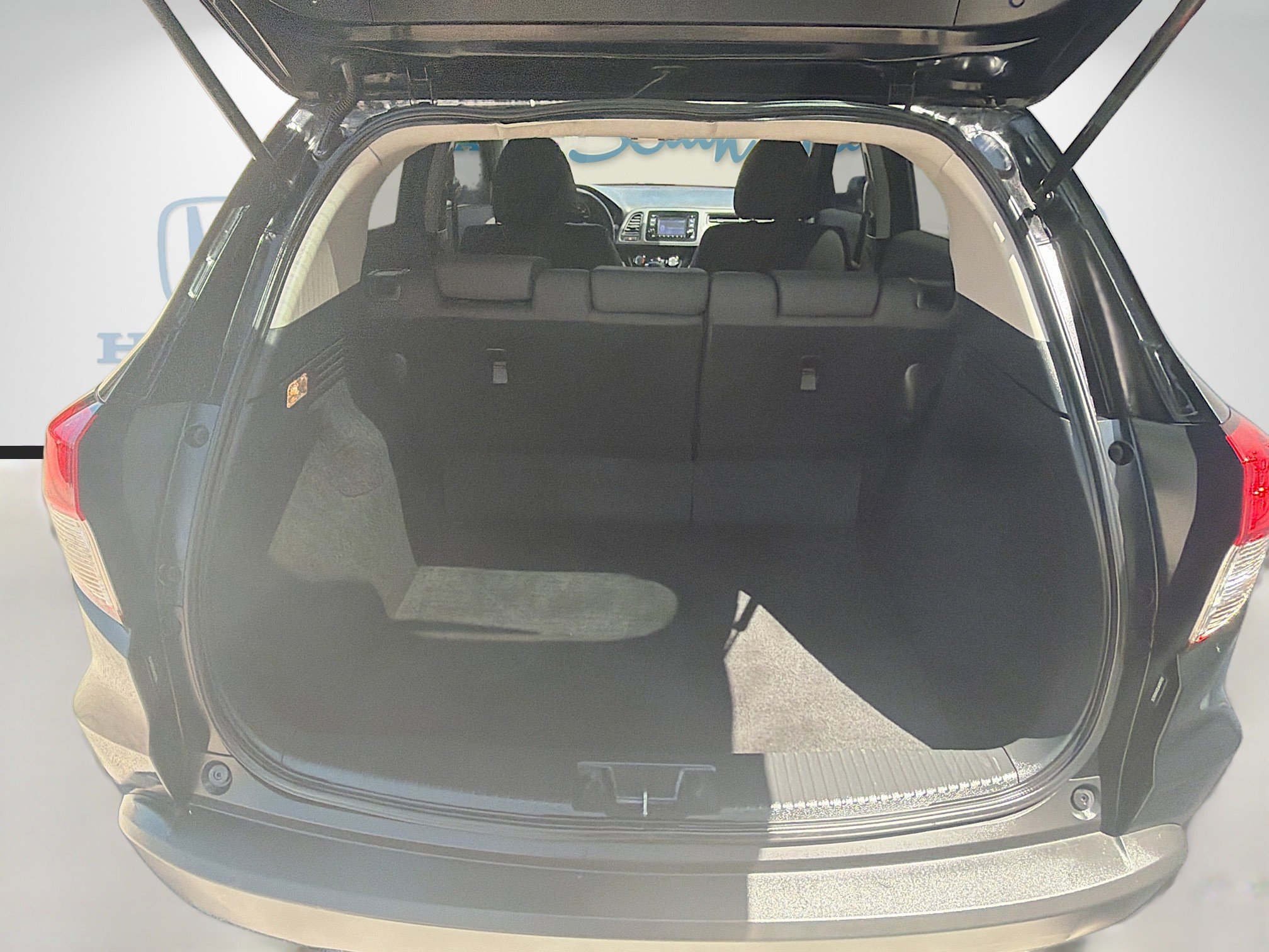 Certified 2020 Honda HR-V LX image 26