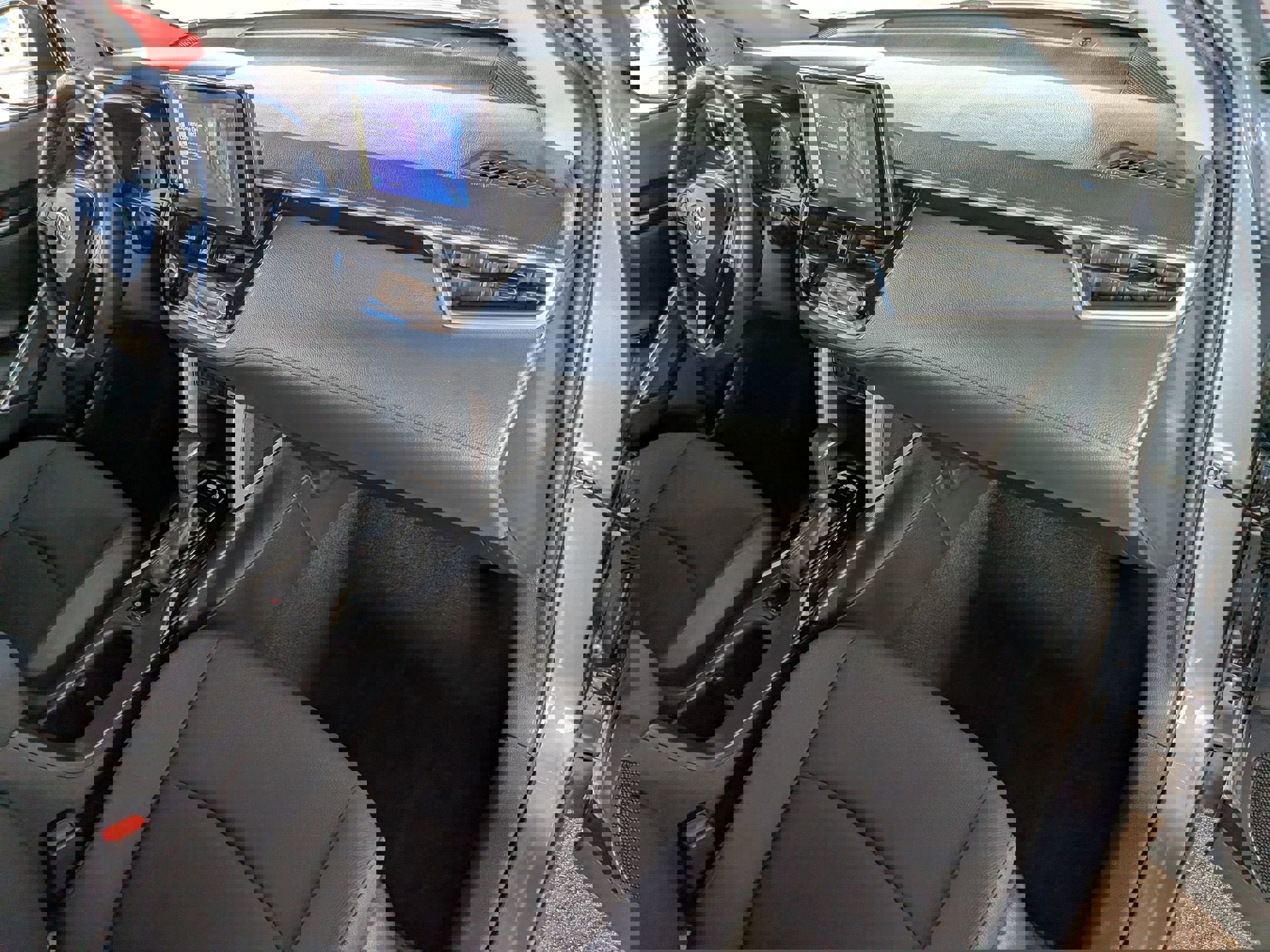 Certified 2023 Toyota Corolla Cross LE image 34