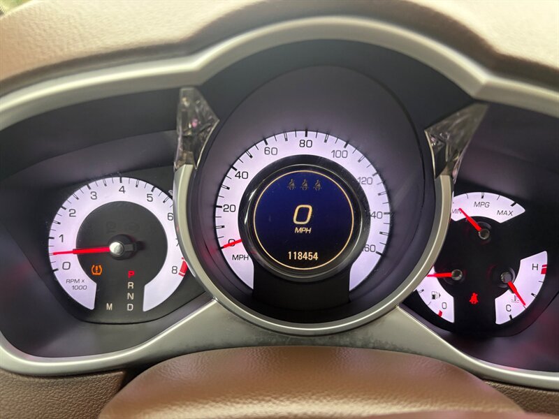 Used 2011 Cadillac SRX Luxury FWD image 13