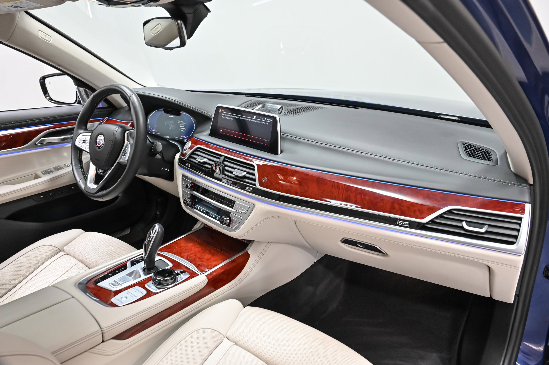 Used 2022 BMW ALPINA B7 xDrive w/ Luxury Rear Seating Package image 45