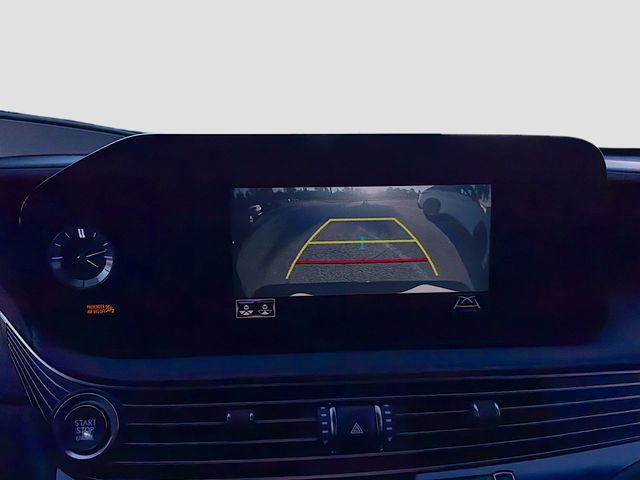 Used 2021 Lexus LS 500 F Sport image 32