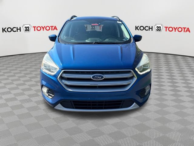 Used 2017 Ford Escape SE w/ Equipment Group 201A image 2