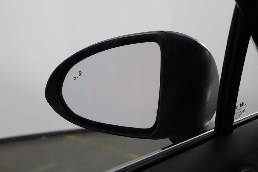 Used 2021 Hyundai Sonata Limited FWD image 43