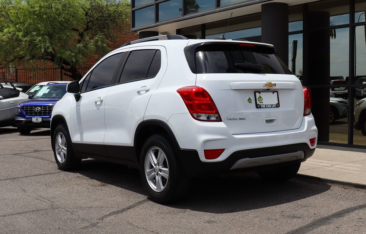 Used 2021 Chevrolet Trax LT AWD/4WD image 9