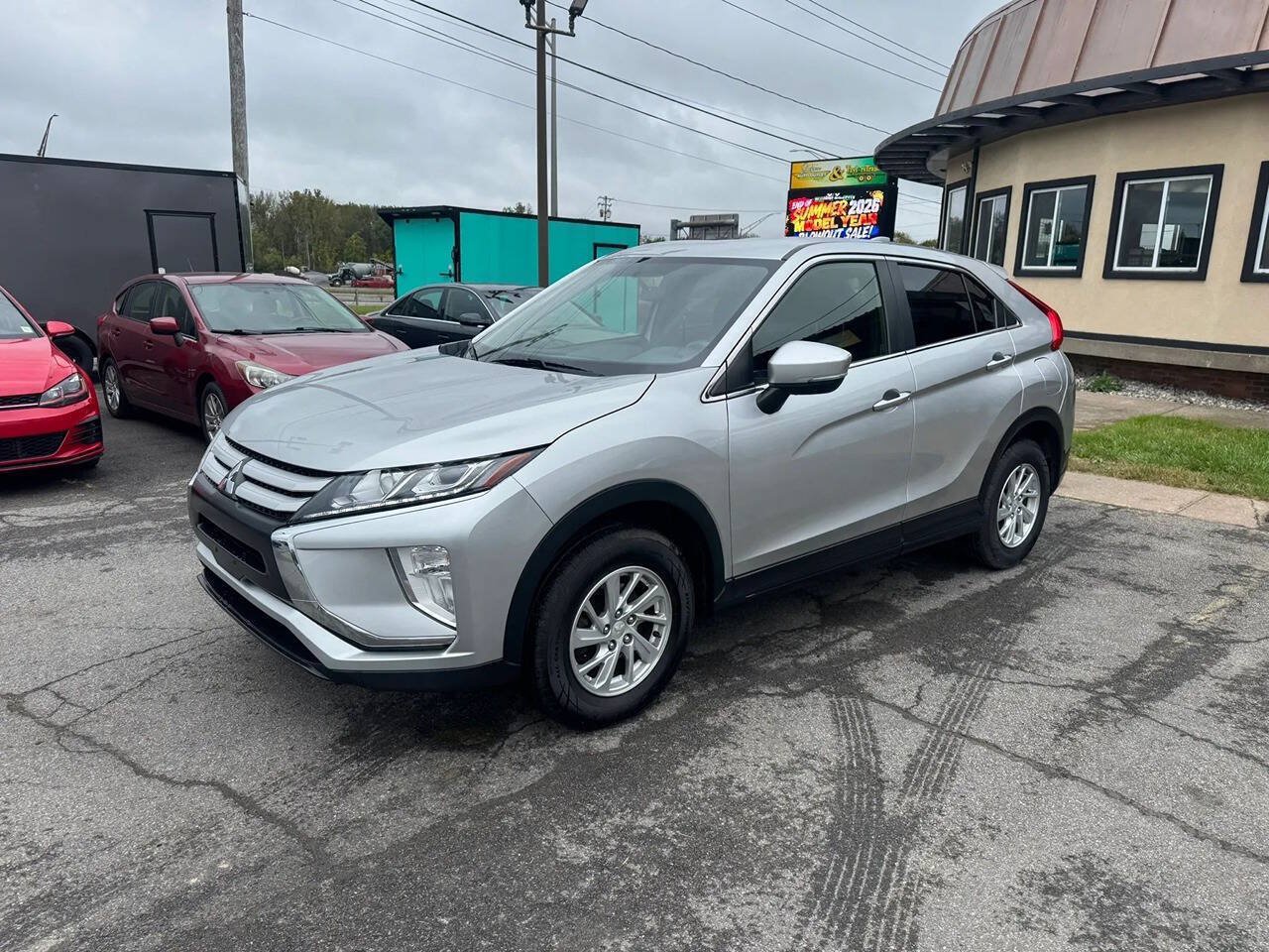 Used 2018 Mitsubishi Eclipse Cross ES AWD/4WD image 2
