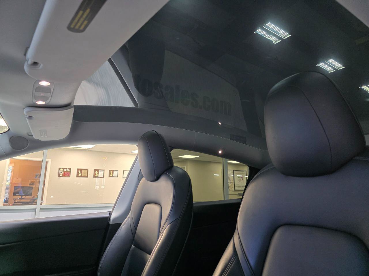 Used 2021 Tesla Model Y Long Range AWD/4WD image 41