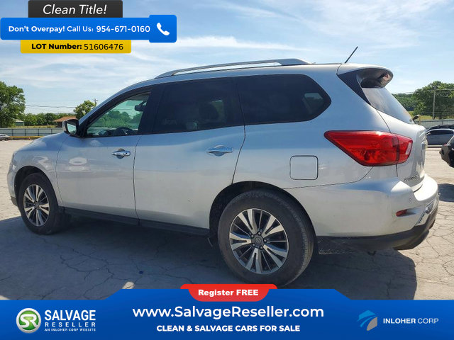 Used 2018 Nissan Pathfinder SV AWD/4WD image 3