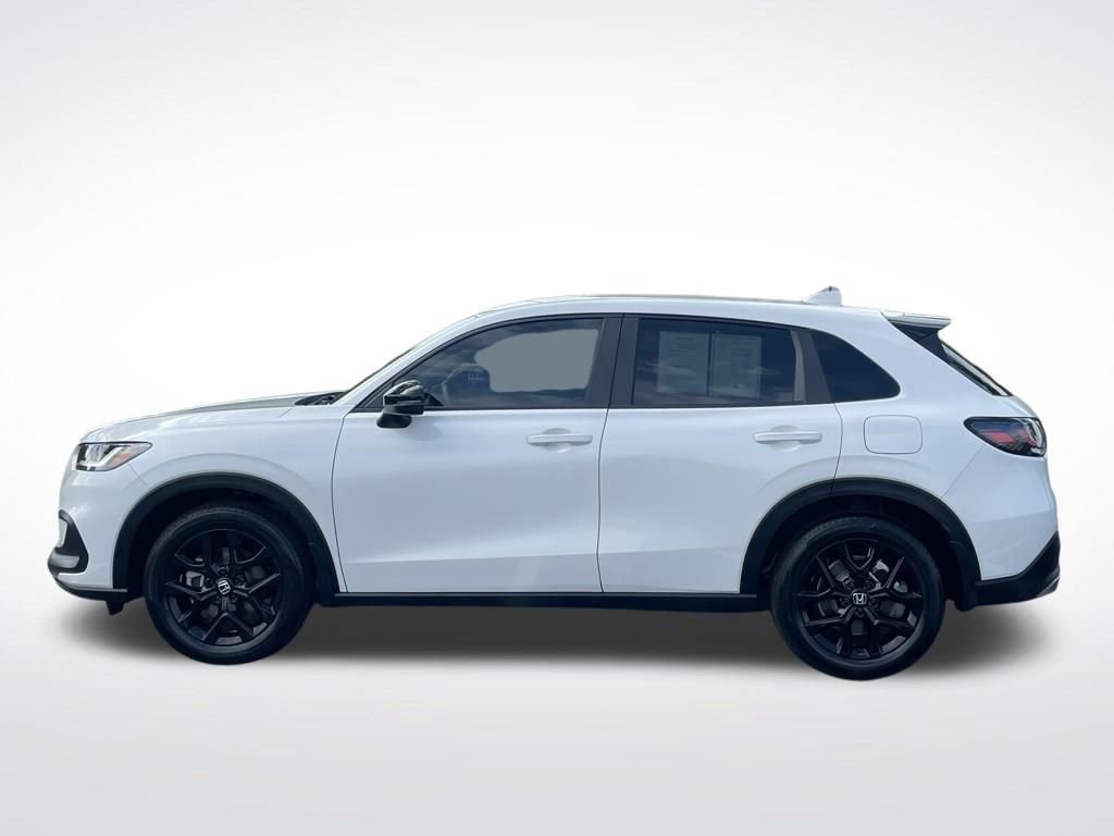 Certified 2025 Honda HR-V Sport image 2