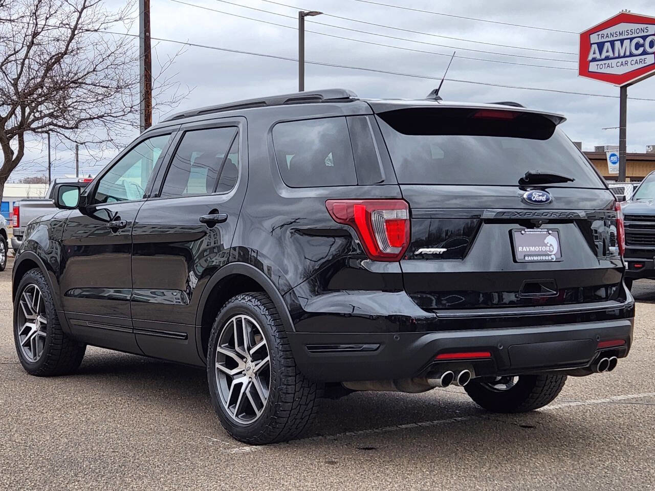 Used 2018 Ford Explorer Sport w/ Equipment Group 401A image 8