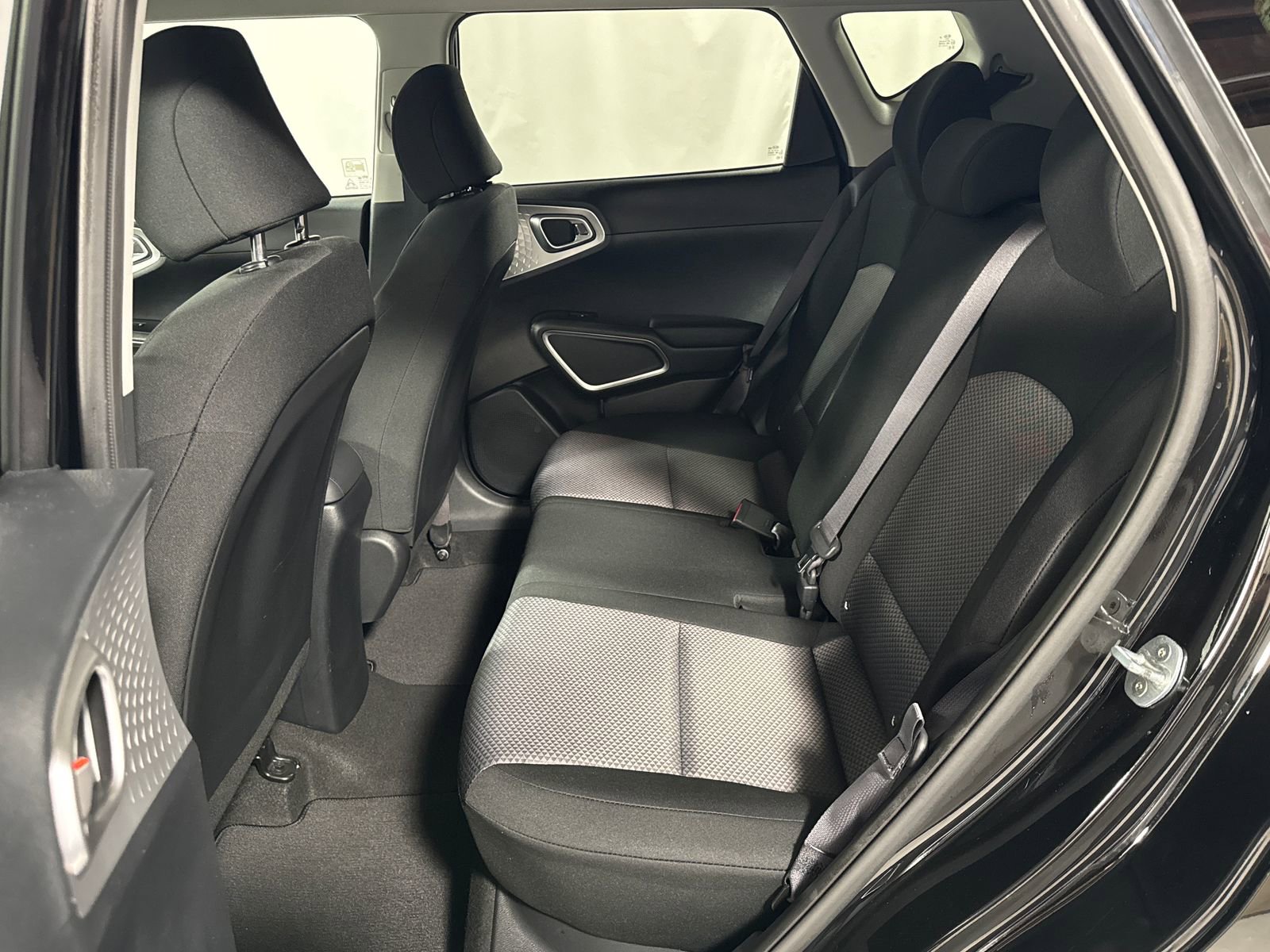 Used 2021 Kia Soul LX FWD image 5