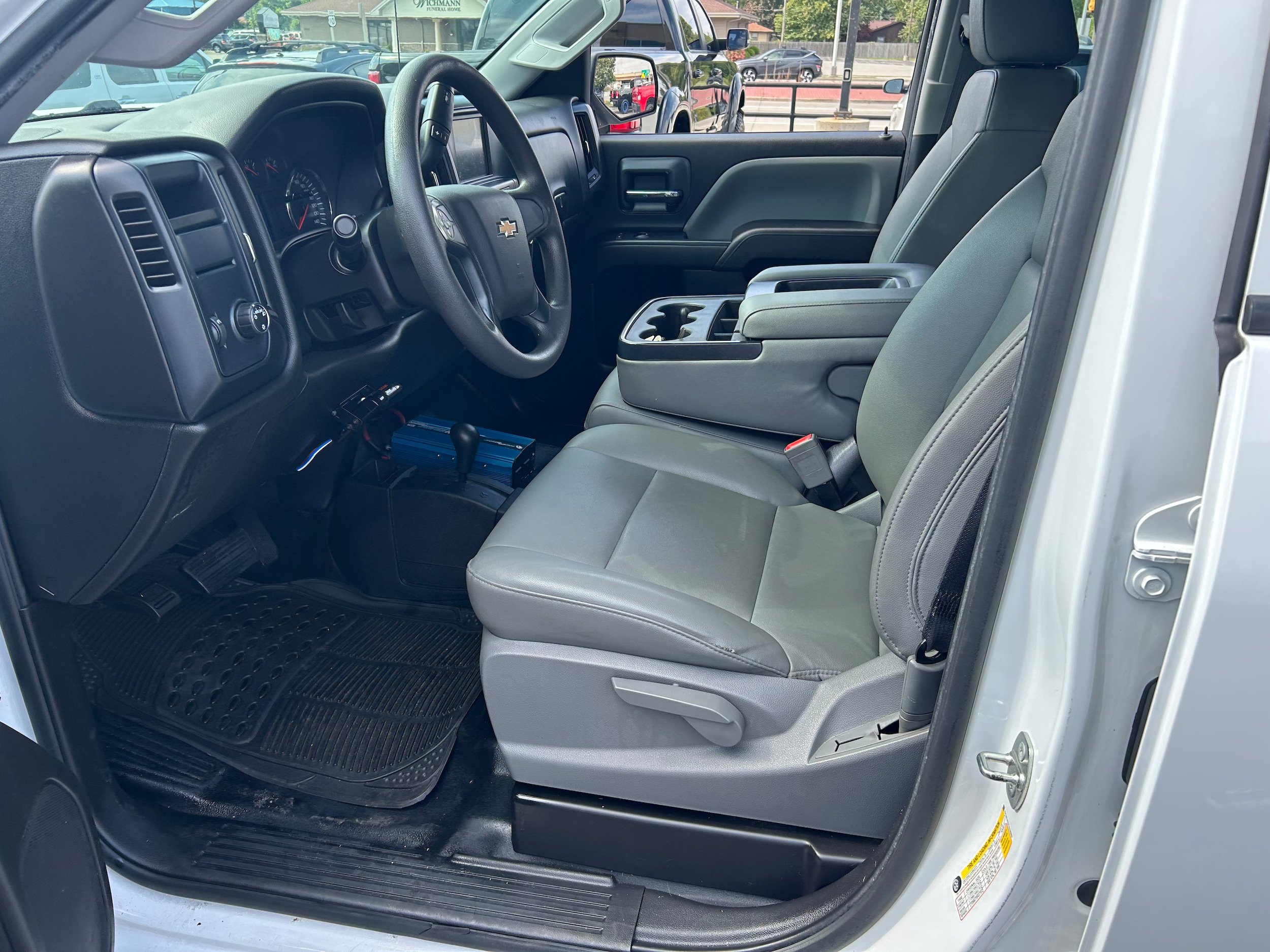 Used 2018 Chevrolet Silverado 2500 W/T AWD/4WD image 6