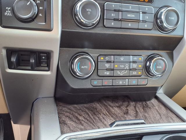 Used 2019 Ford F250 Lariat w/ Lariat Value Package AWD/4WD image 8