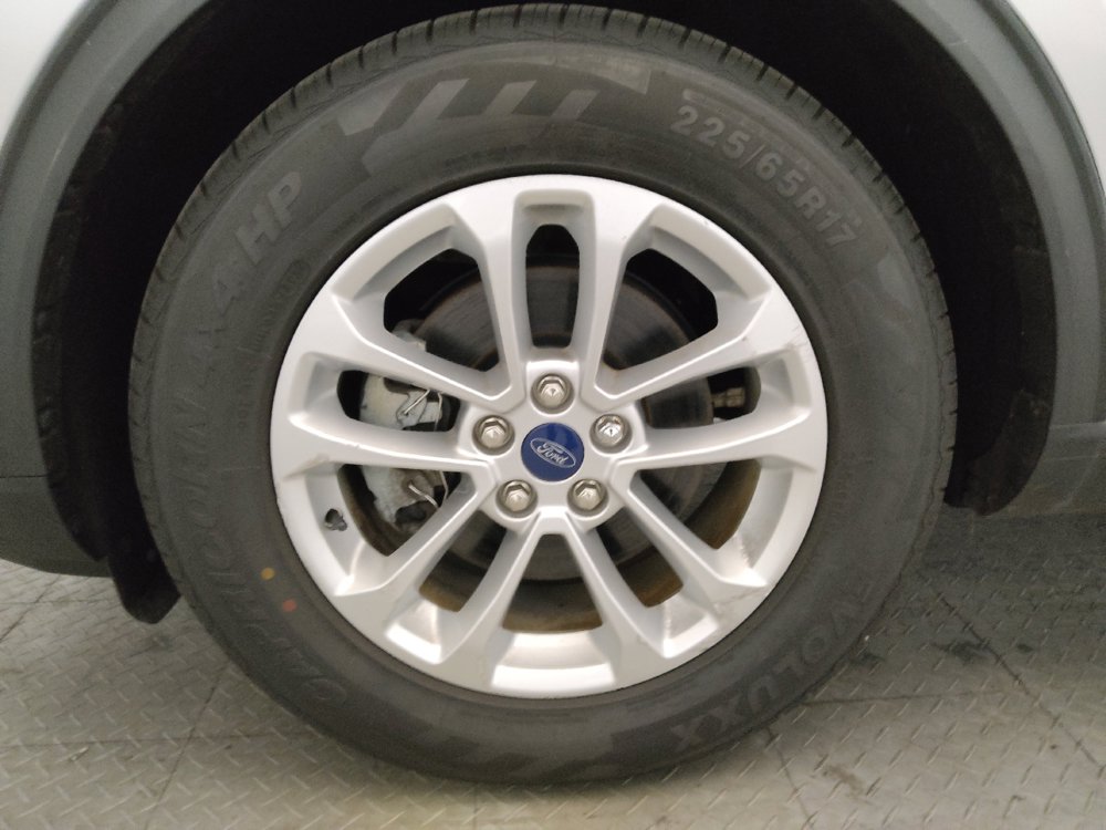 Used 2020 Ford Escape SE FWD image 31