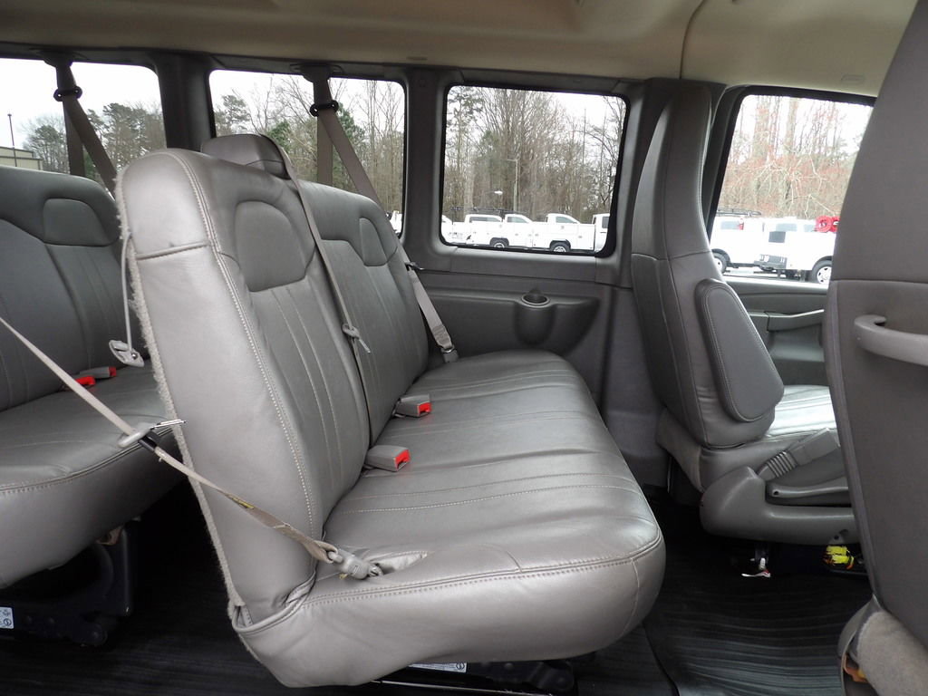 Used 2023 Chevrolet Express 2500 LS w/ Driver Convenience Package image 28