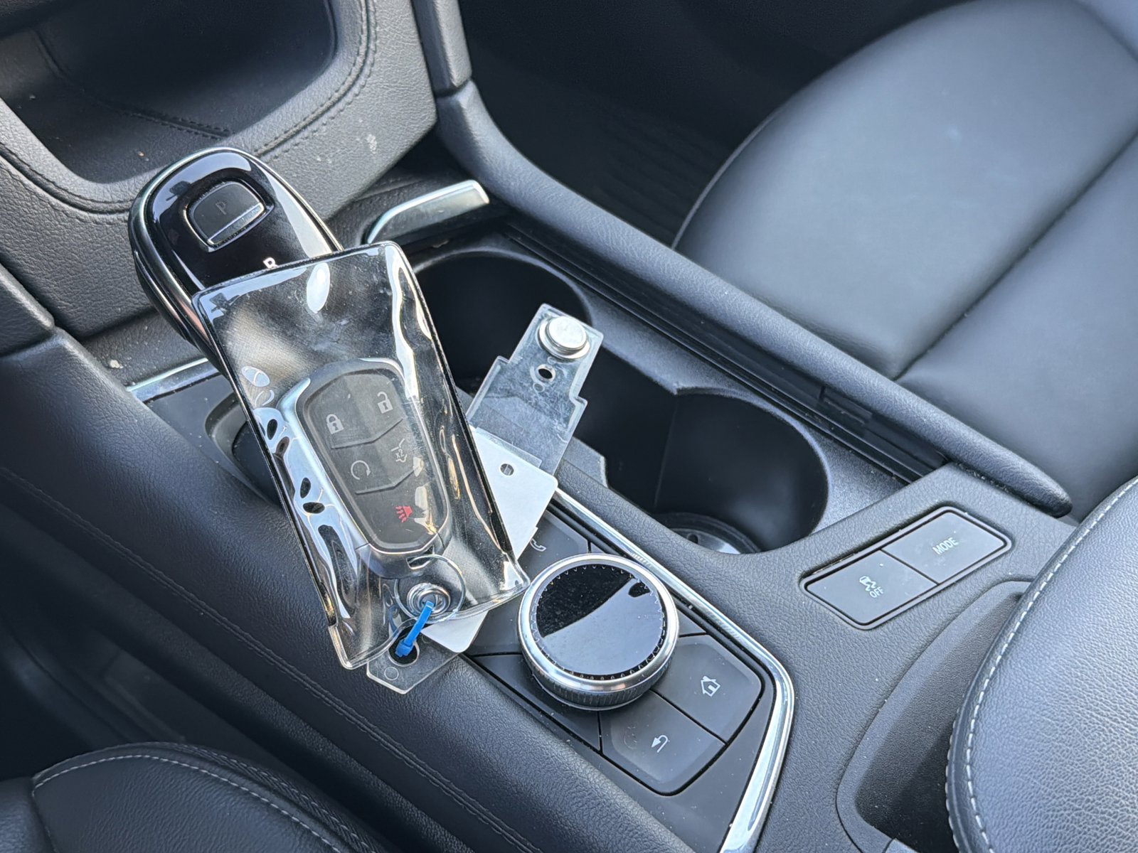 Used 2025 Cadillac XT6 Luxury image 18