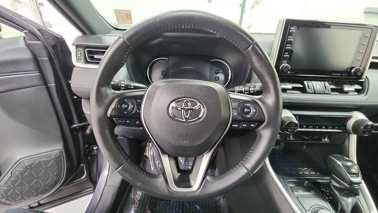 Certified 2020 Toyota RAV4 XSE w/ XSE Grade Weather Package image 16