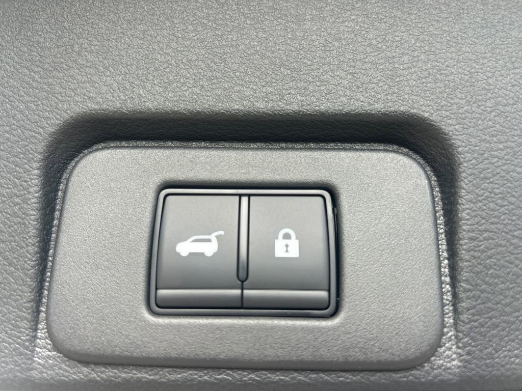 New 2026 Nissan Rogue Platinum image 12