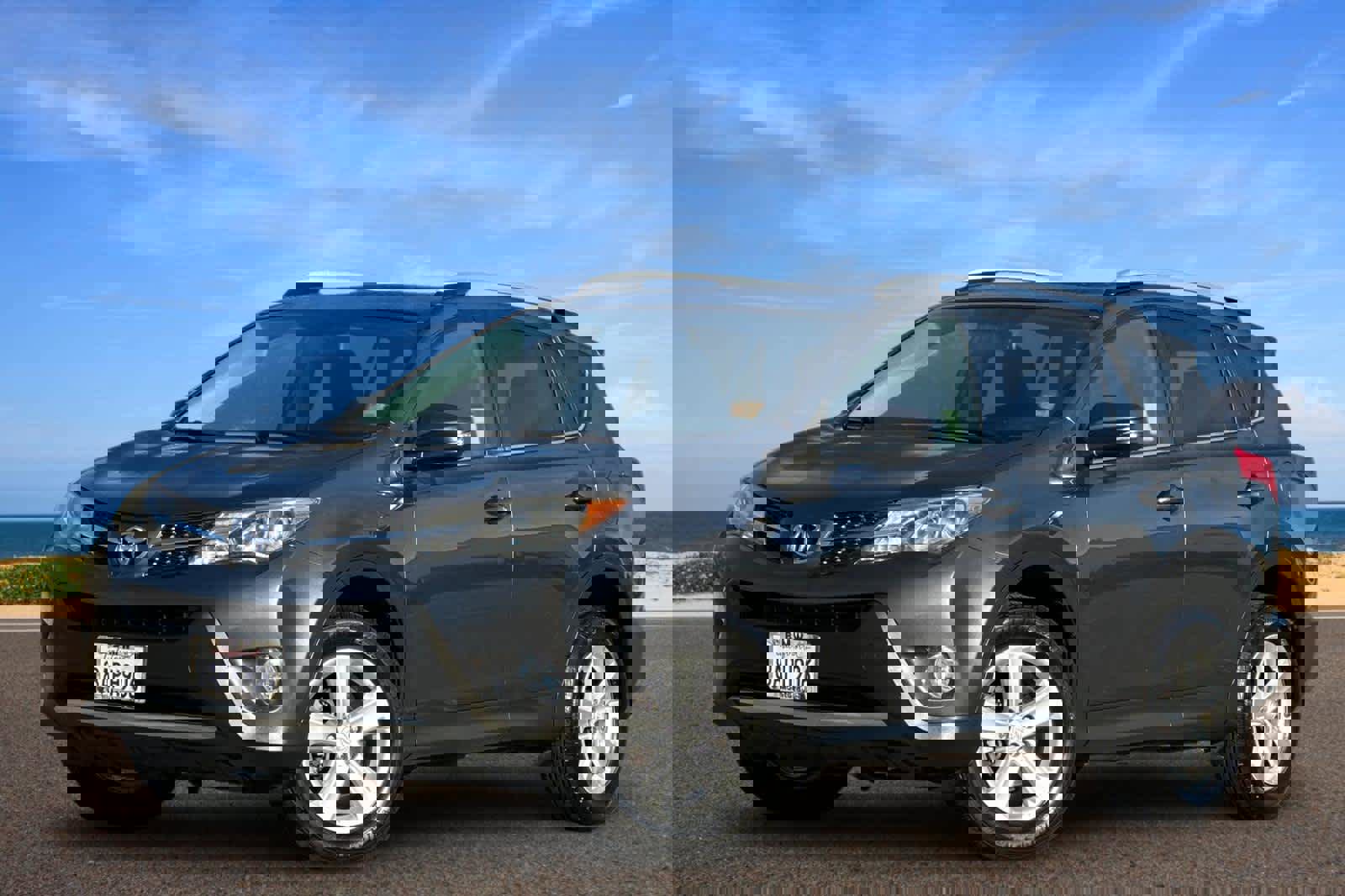 Used 2014 Toyota RAV4 Limited video 1