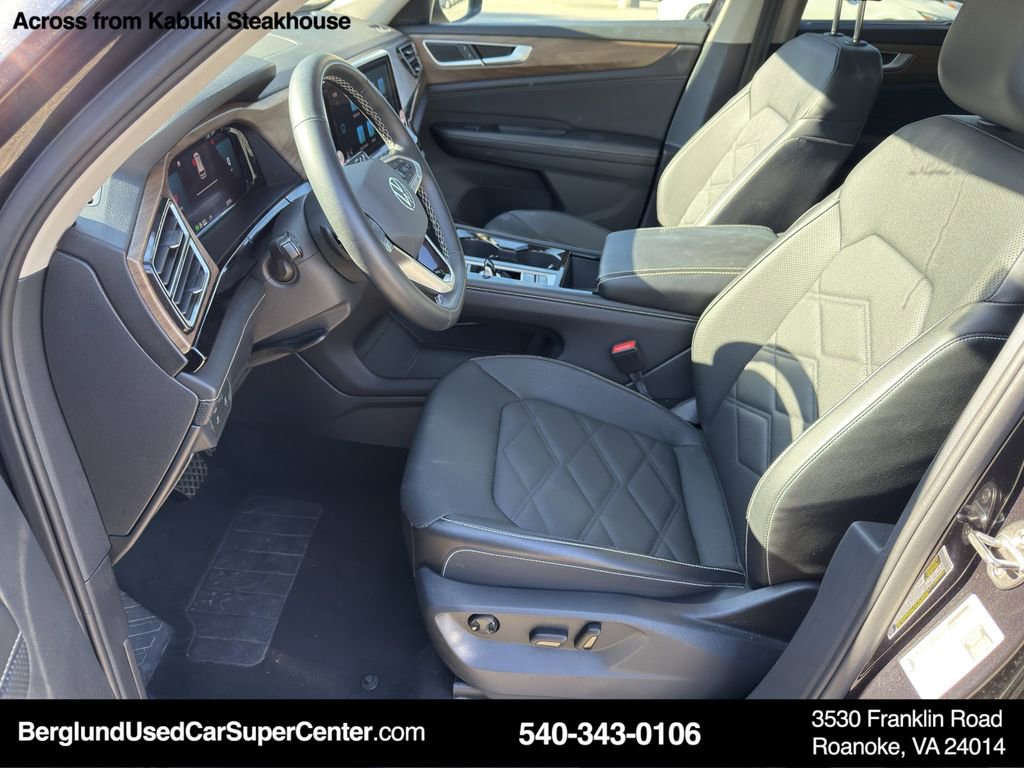 Used 2025 Volkswagen Atlas SE image 10