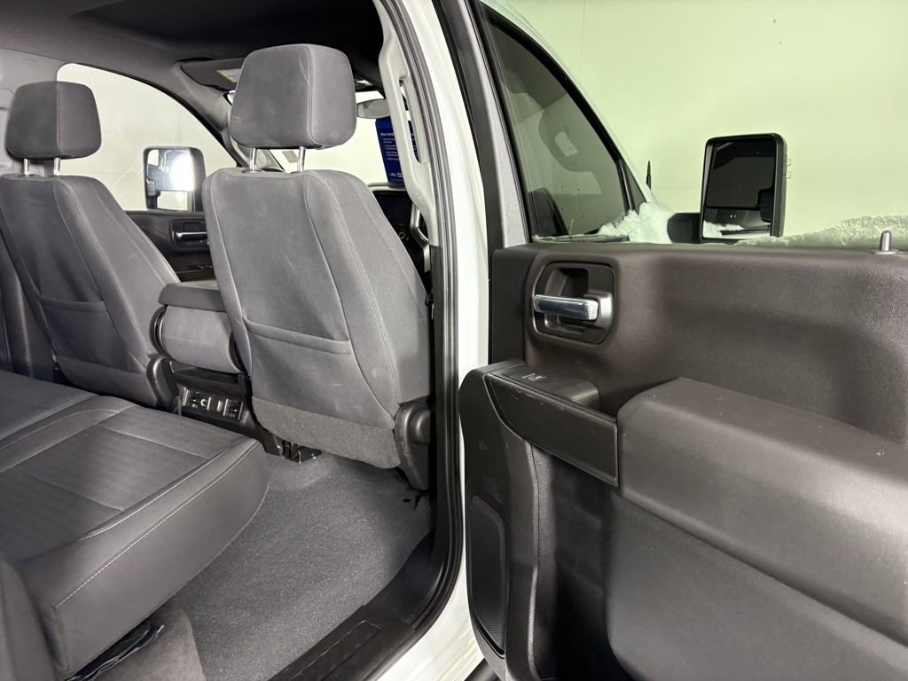 Used 2020 Chevrolet Silverado 3500 LT w/ Convenience Package image 32