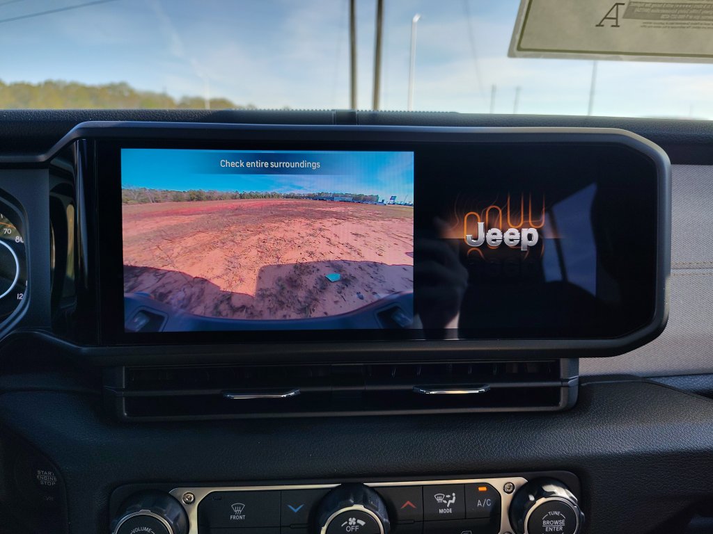 New 2026 Jeep Gladiator Sport AWD/4WD image 22