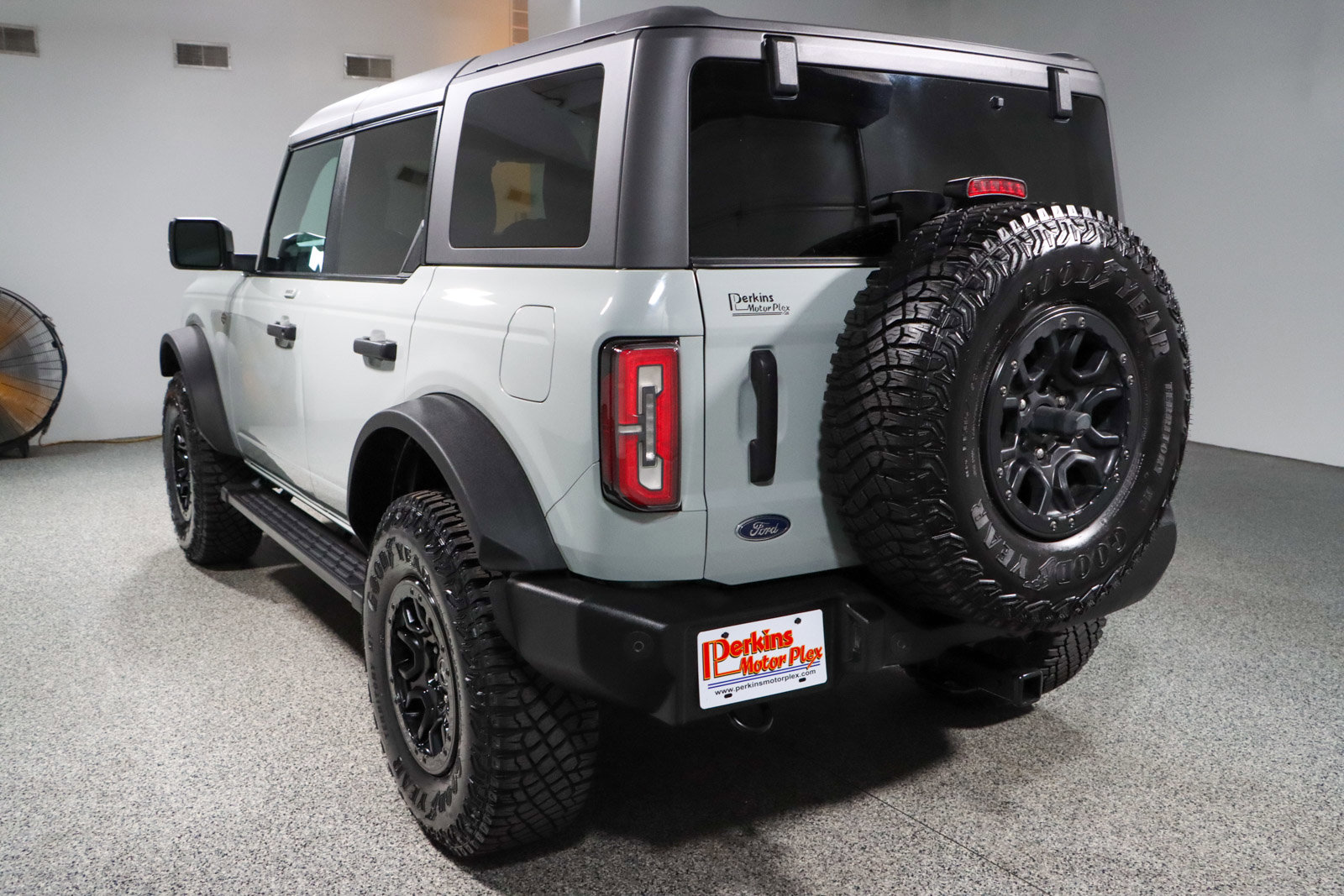 Used 2023 Ford Bronco Wildtrak AWD/4WD image 9