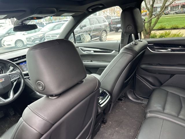 Used 2021 Cadillac XT6 Premium Luxury image 10