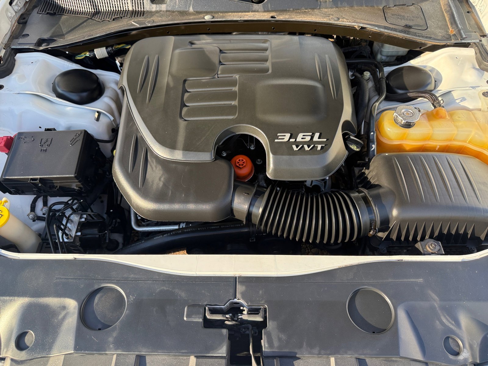 Used 2014 Dodge Charger SE image 31