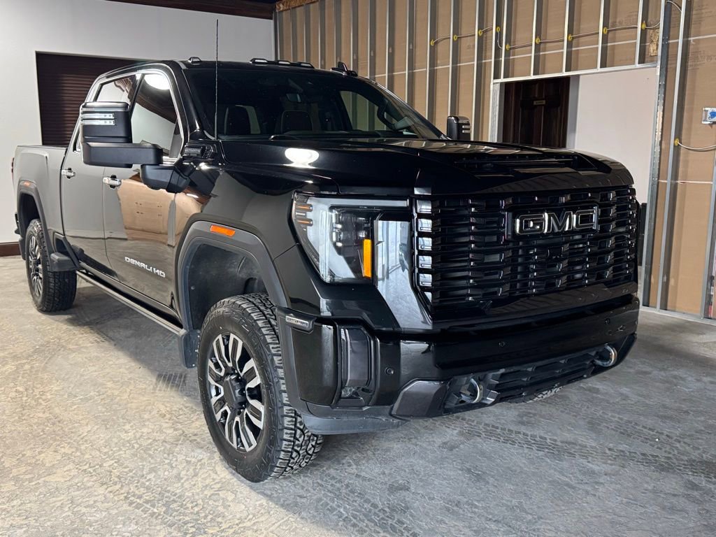 Used 2024 GMC Sierra 2500 Denali Ultimate w/ LPO, GMC Protection Package image 3