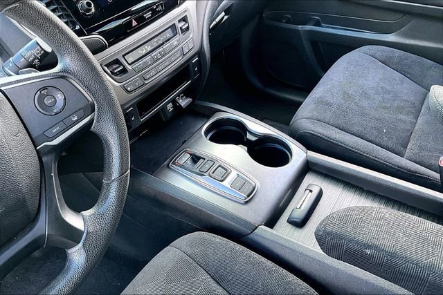 Used 2022 Honda Pilot Sport image 15