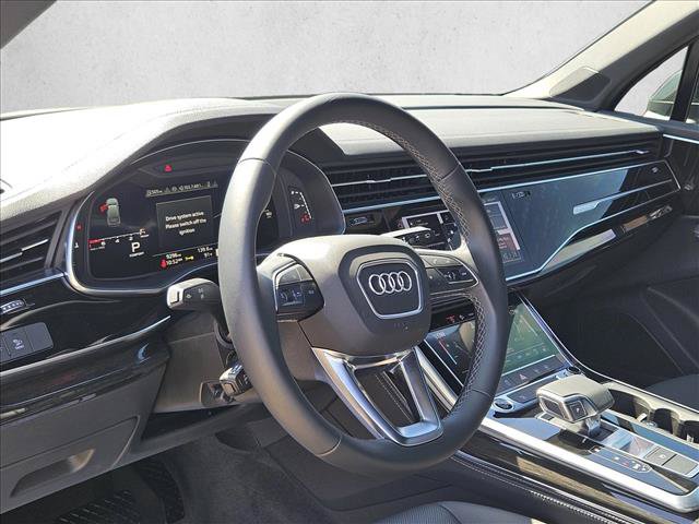 Used 2025 Audi Q7 3.0T Premium Plus w/ Premium Plus Package AWD/4WD image 10