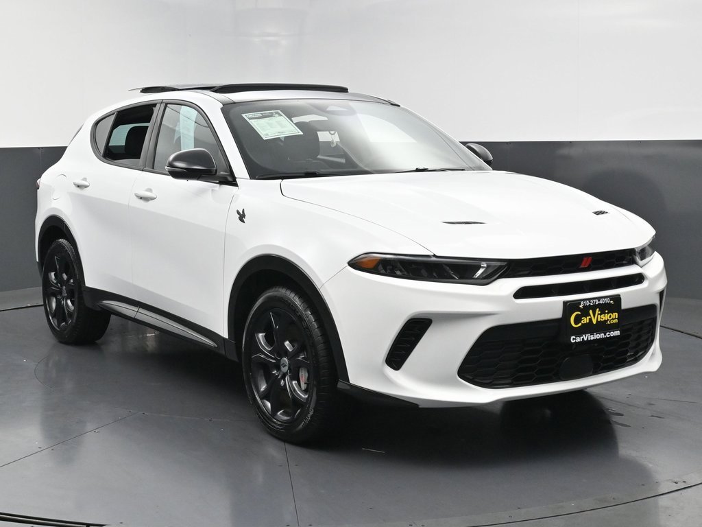 Used 2024 Dodge Hornet R/T Plus w/ R/T Blacktop Package image 3