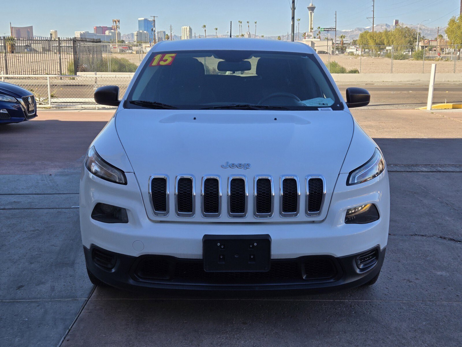 Used 2015 Jeep Cherokee Sport image 5