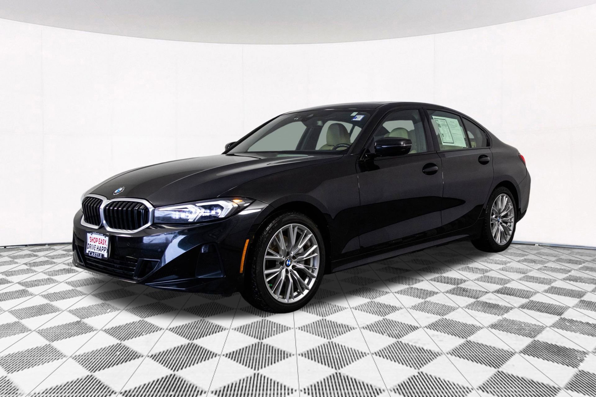 Used 2023 BMW 330i xDrive Sedan w/ Driving Assistance Package image 10